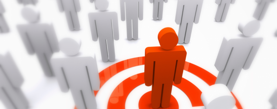 Marketing intern vs marketing extern