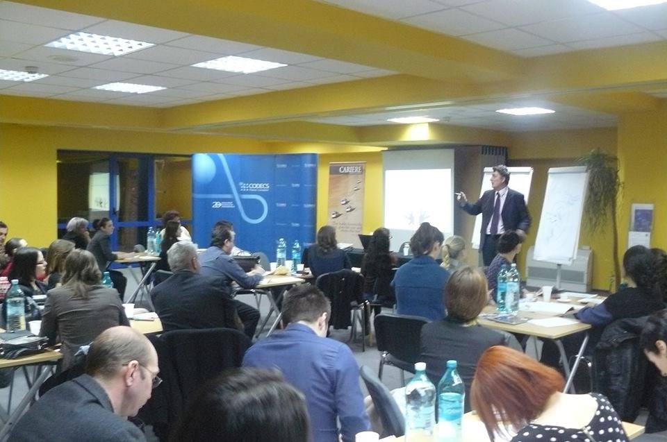 2017: CODECS imbina trainingul in sala cu cel online