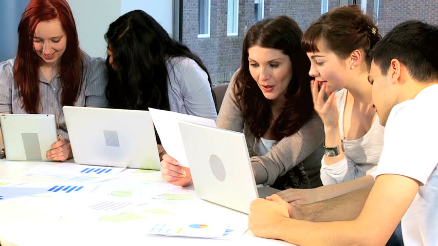 Sprijina si mentine procesul de eLearning in organizatie