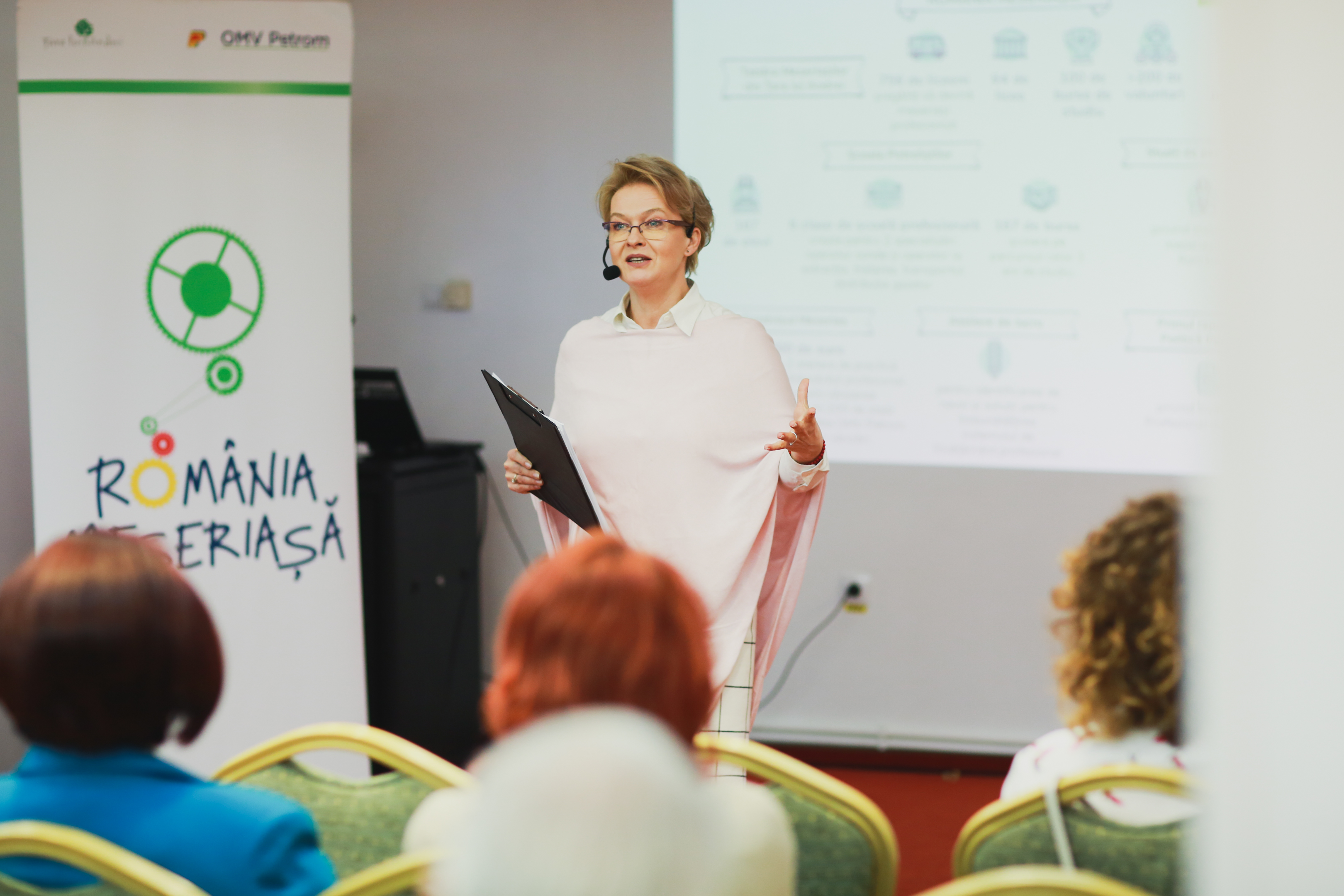 Peste 600 femei antreprenor și manager la The Woman din Cluj-Napoca