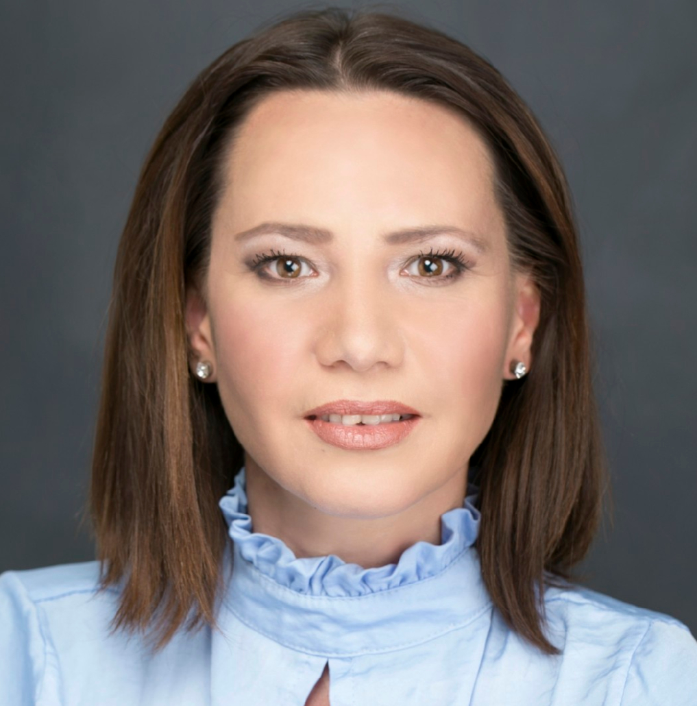 Lăcrămioara Brecea: Once an actress, always Public Speaking