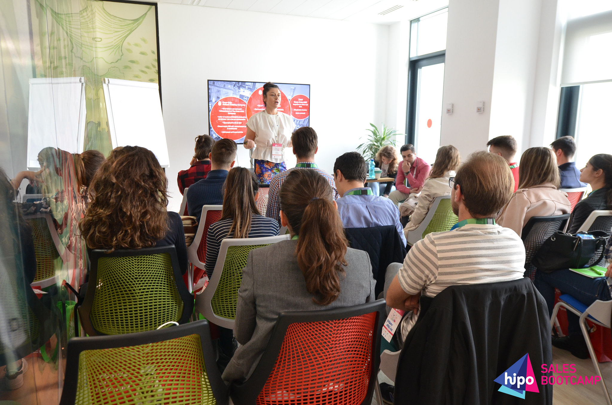 Companii multinaționale vin să întâlnescă tineri pasionați de Vânzări și Marketing